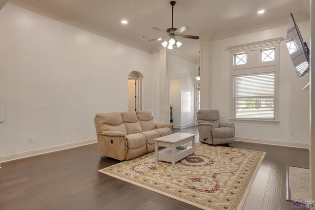 $2,625 | 100 Flora Springs, Youngsville, LA 70592