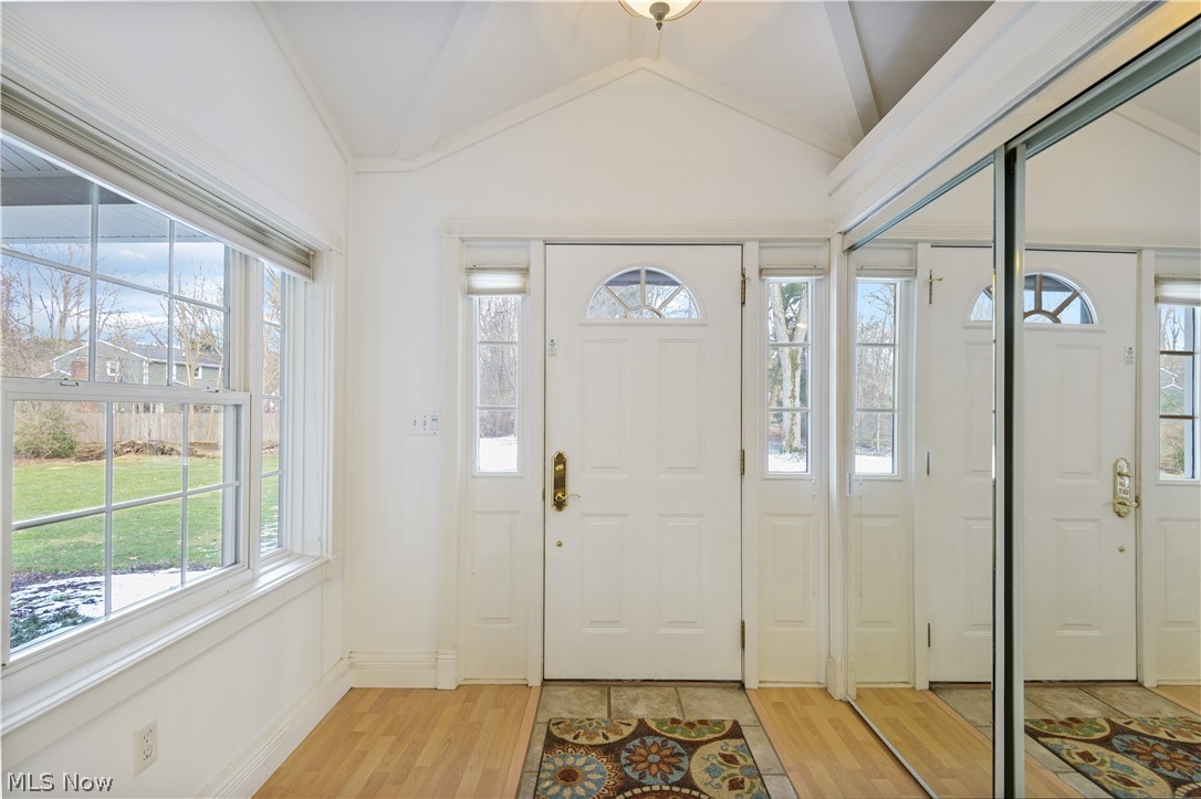 295 Boston Mills Road Hudson, OH 44236 - Photo 17 of 32 Main entry foyer