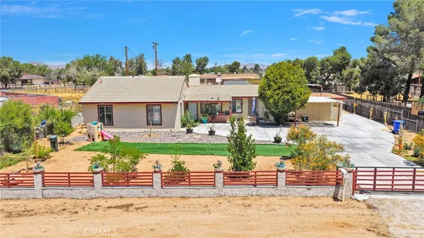 $430,000 | 21998 Biloxi Avenue, Apple Valley, CA 92307