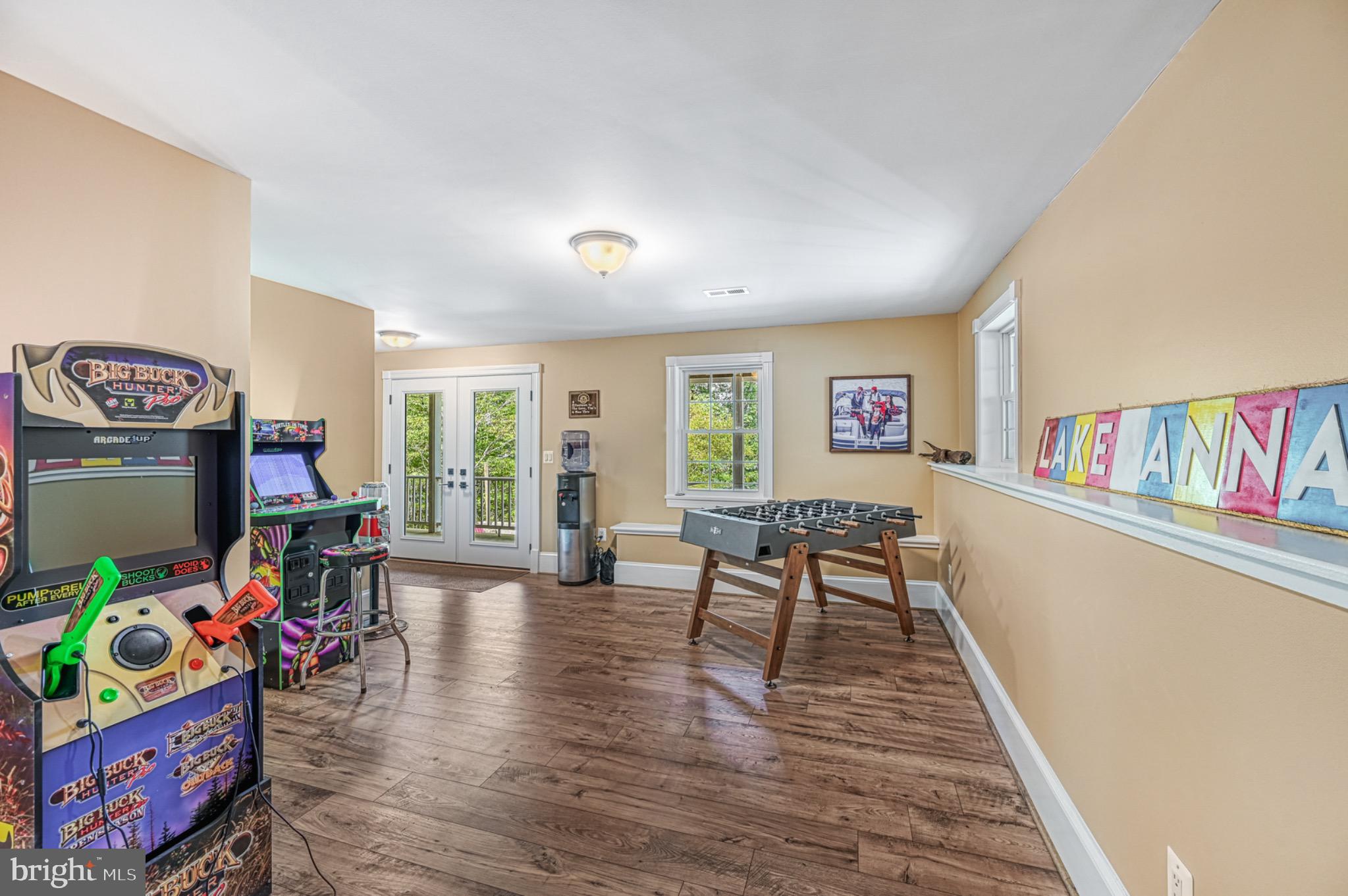 7320 Old Dickersons Road Orange, VA 22960 - Photo 67 of 119 a living room with furniture and a wooden floor