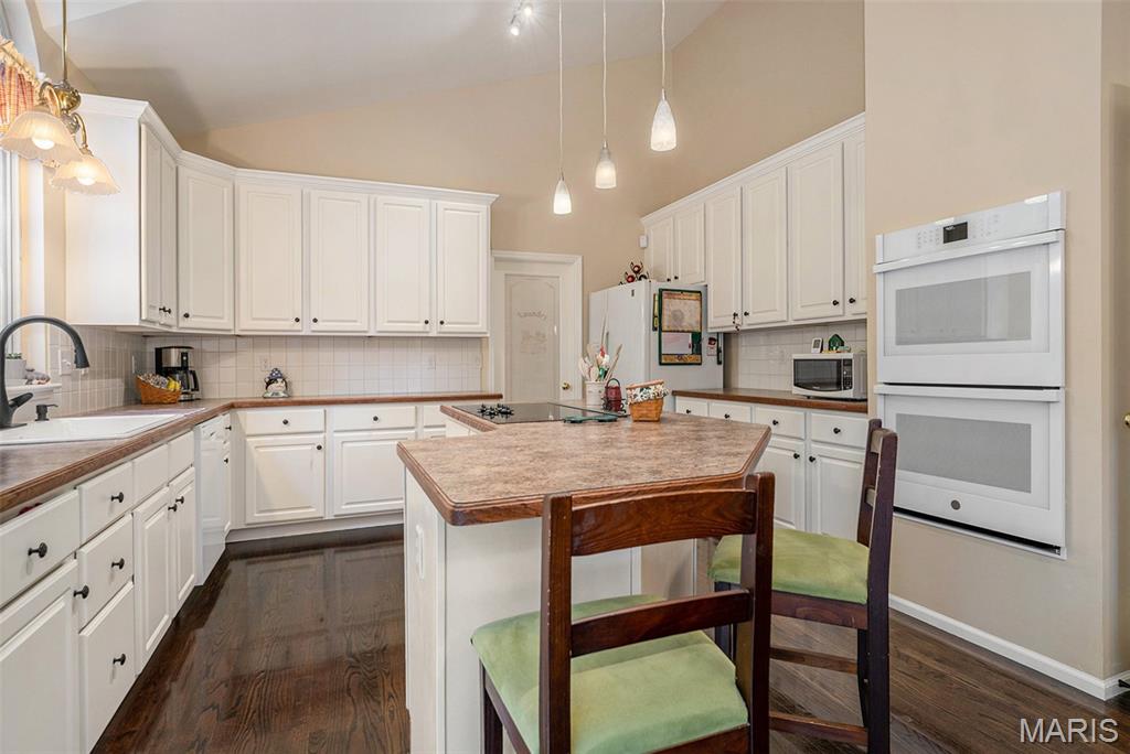 373 Gateford Drive Ballwin, MO 63021 - Photo 14 of 41