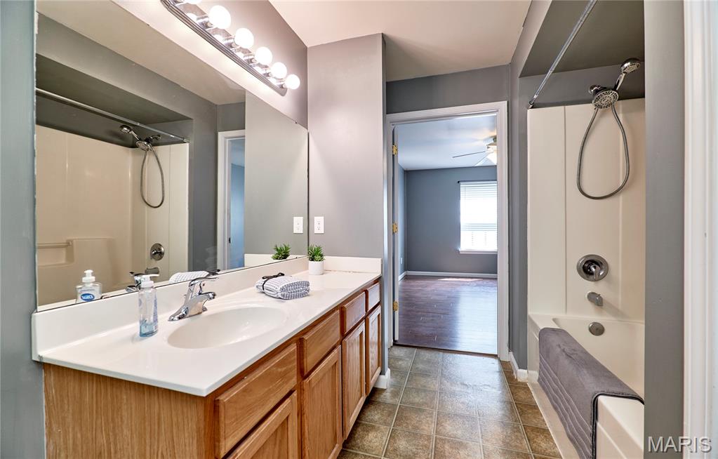 6103 Spring Creek Lane O'Fallon, MO 63368 - Photo 23 of 31