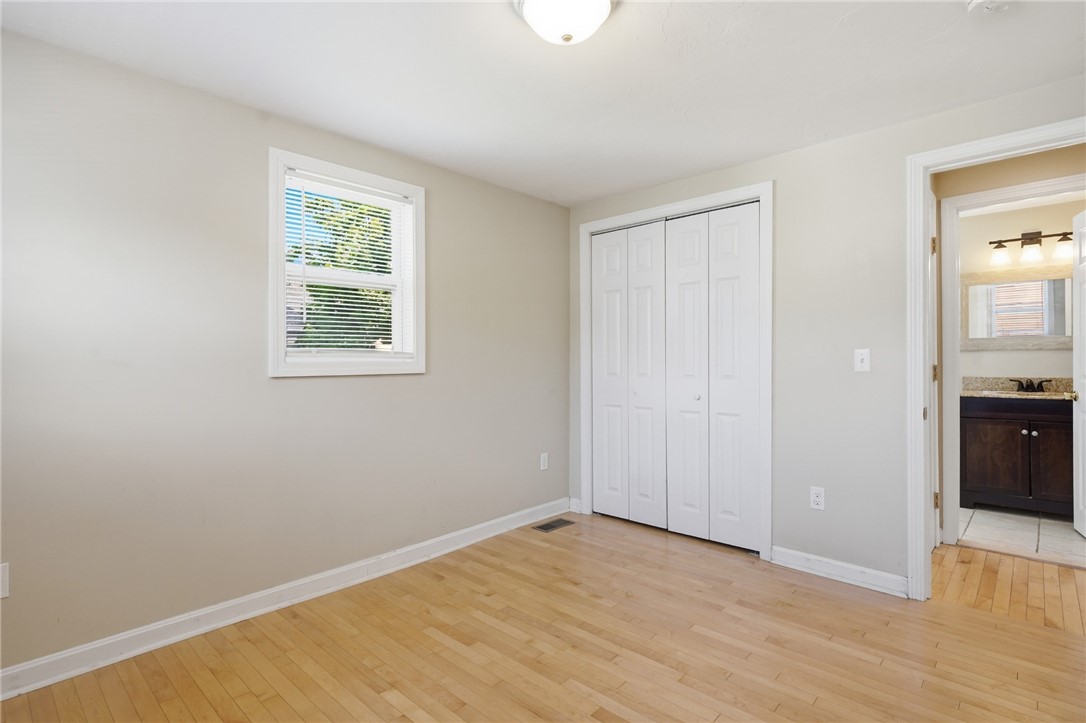 464 Nausauket Road Warwick, RI 02886 - Photo 20 of 49 First floor bedroom 1.