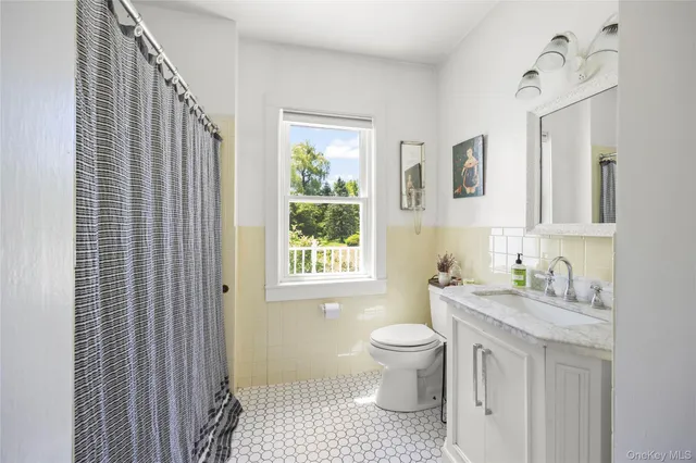 $1,950,000 | 202 Buckwheat Road, Hudson, NY 12534