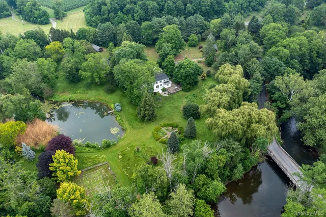 $1,950,000 | 202 Buckwheat Road, Hudson, NY 12534