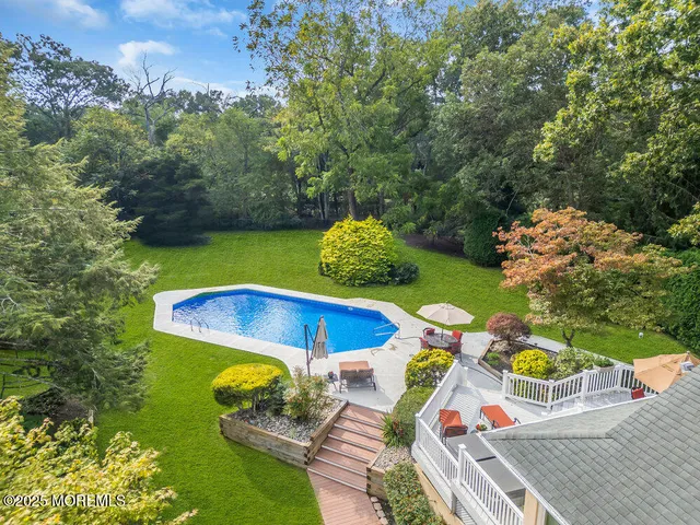 $1,475,000 | 528 Eagle Point Drive, Toms River, NJ 08753