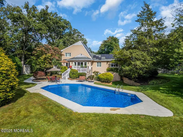 $1,475,000 | 528 Eagle Point Drive, Toms River, NJ 08753