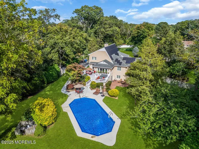 $1,475,000 | 528 Eagle Point Drive, Toms River, NJ 08753