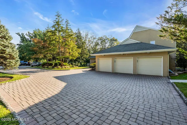 $1,475,000 | 528 Eagle Point Drive, Toms River, NJ 08753