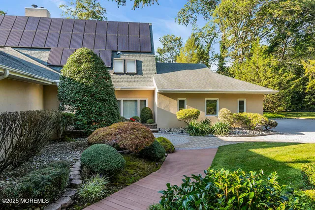 $1,475,000 | 528 Eagle Point Drive, Toms River, NJ 08753