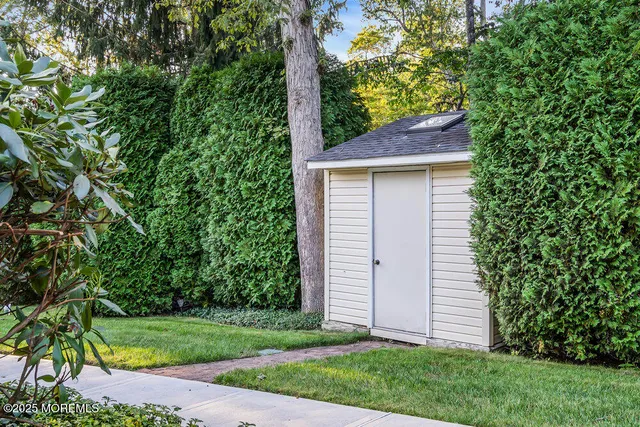 $1,475,000 | 528 Eagle Point Drive, Toms River, NJ 08753