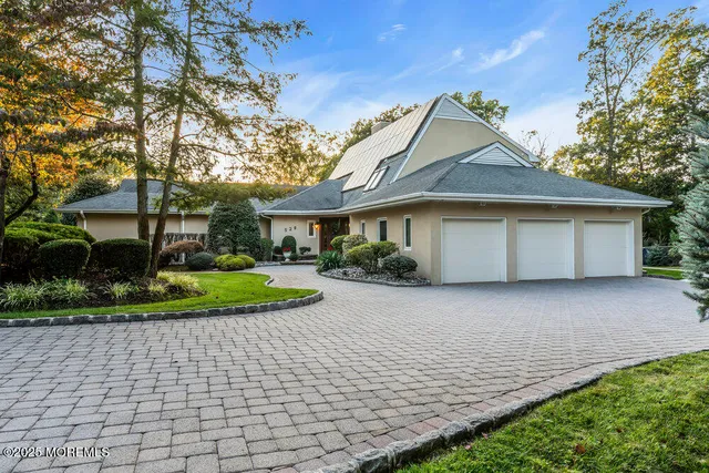 $1,475,000 | 528 Eagle Point Drive, Toms River, NJ 08753