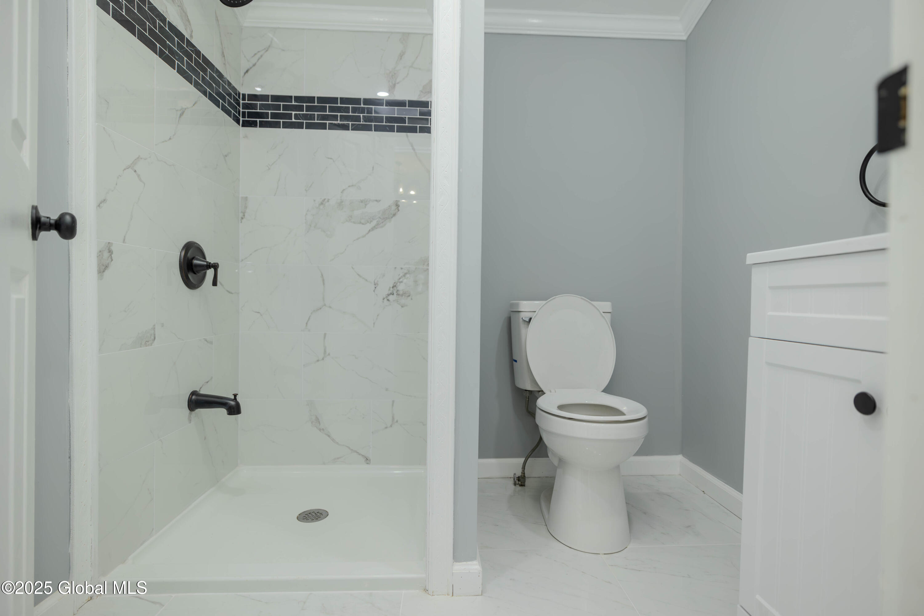 134 Gifford Road Schenectady, NY 12304 - Photo 48 of 63 0S4A8428-Enhanced-NR
