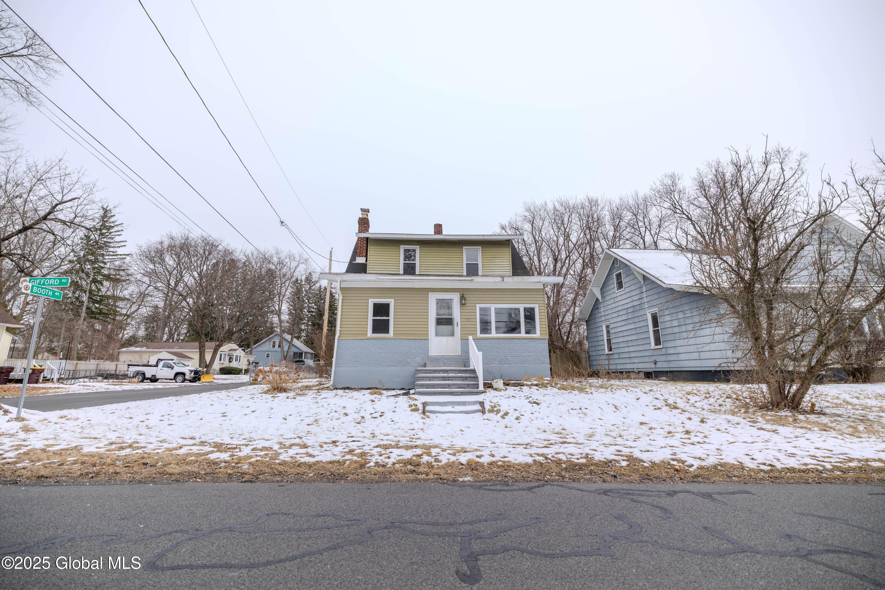 134 Gifford Road Schenectady, NY 12304 - Photo 5 of 63 0S4A8369-Enhanced-NR