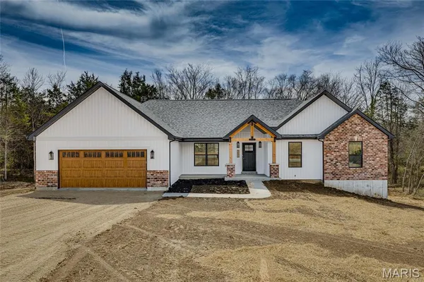 $550,500 | 3403 Weatherby Lane, Farmington, MO 63640