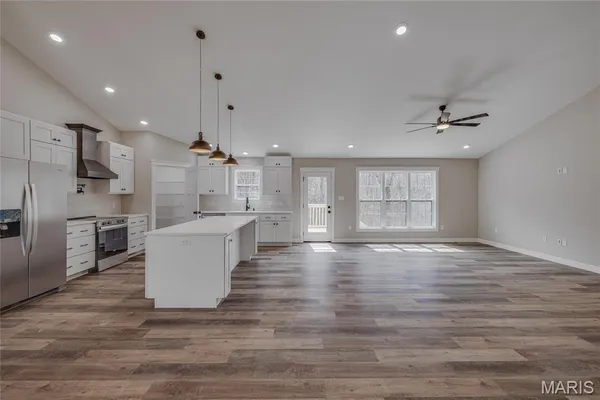 $550,500 | 3403 Weatherby Lane, Farmington, MO 63640