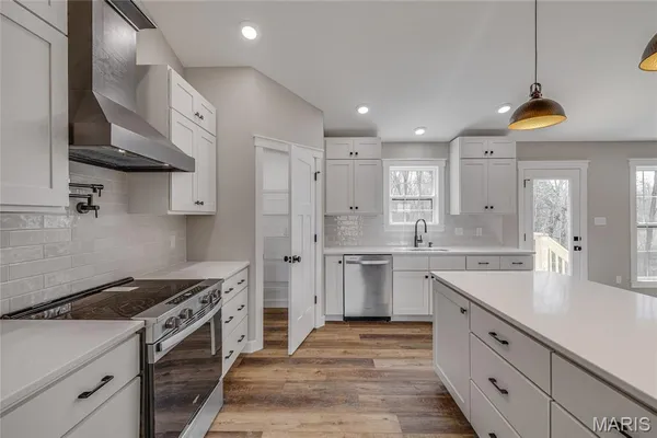 $550,500 | 3403 Weatherby Lane, Farmington, MO 63640