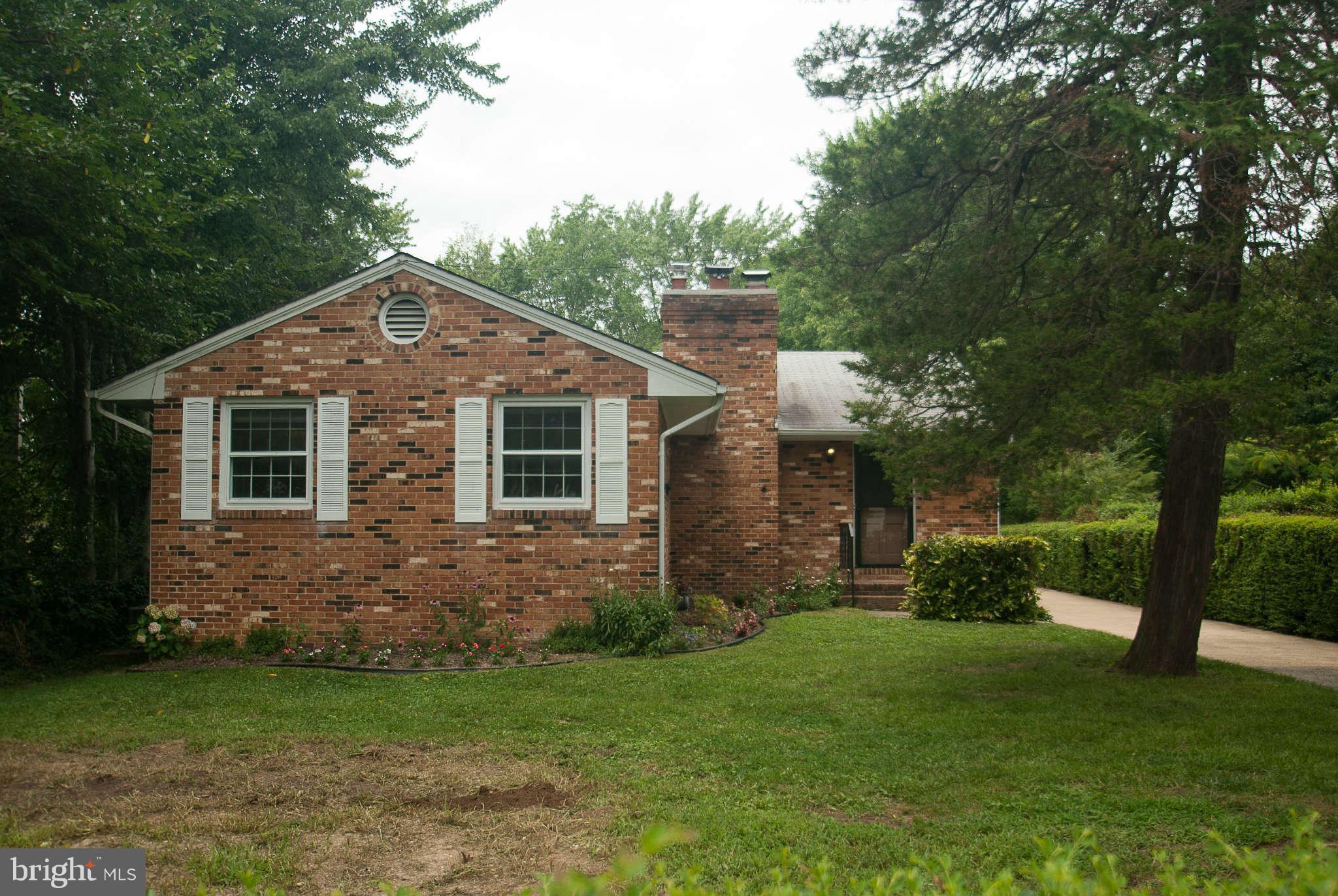 4308 Franconia Road Alexandria, VA 22310 - Photo 1 of 20 Exterior Front