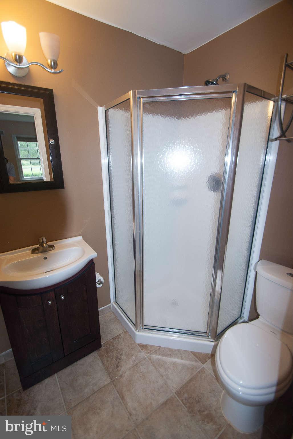 4308 Franconia Road Alexandria, VA 22310 - Photo 13 of 20 Master Bath
