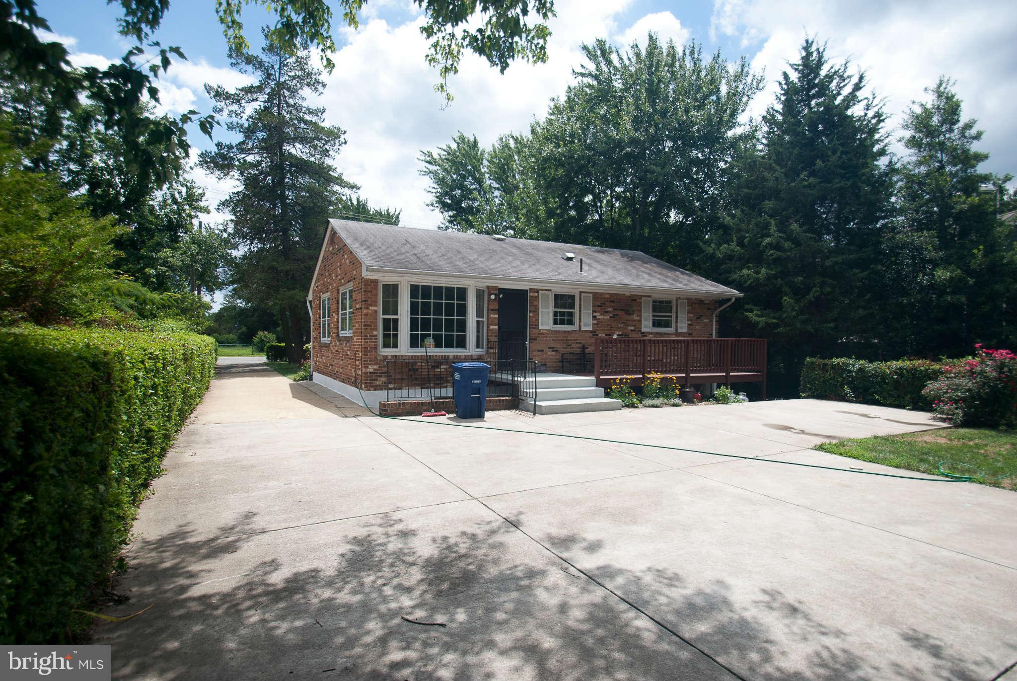 4308 Franconia Road Alexandria, VA 22310 - Photo 18 of 20 Back of House