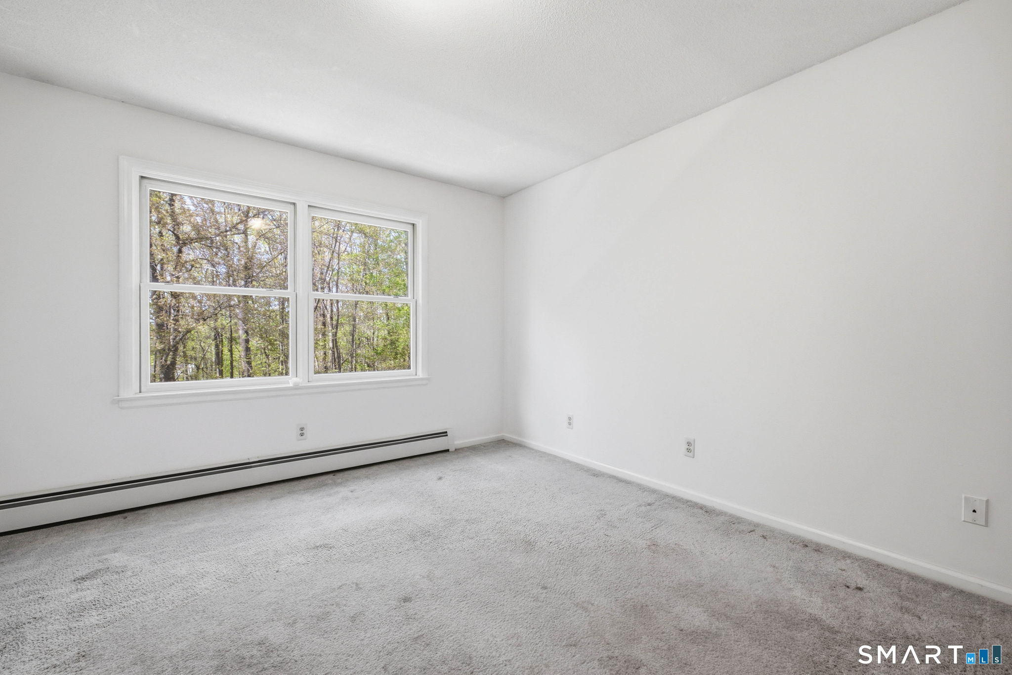 14 Deer Park Road Bristol, CT 06010 - Photo 15 of 20 Bedroom