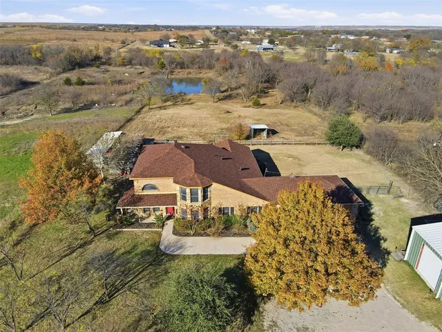 $599,999 | 5824 Sky Road, Joshua, TX 76058