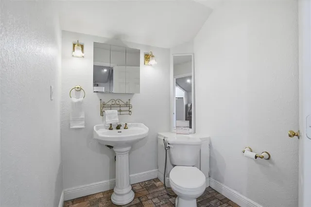 $599,999 | 5824 Sky Road, Joshua, TX 76058