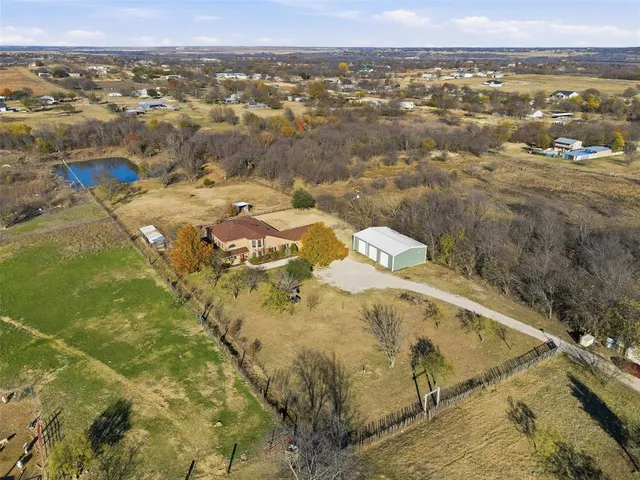 $599,999 | 5824 Sky Road, Joshua, TX 76058