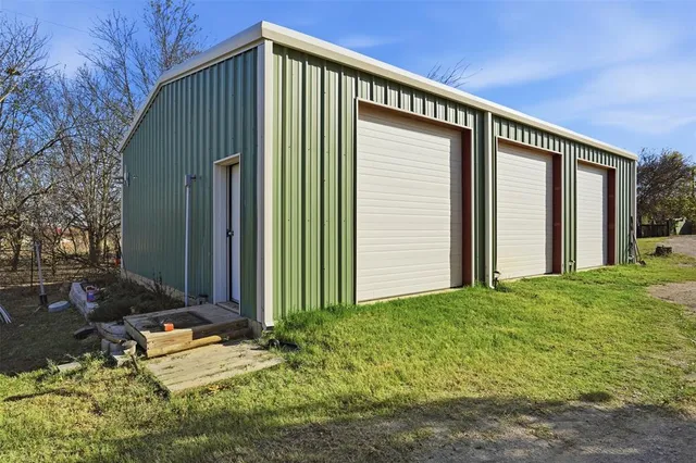 $599,999 | 5824 Sky Road, Joshua, TX 76058