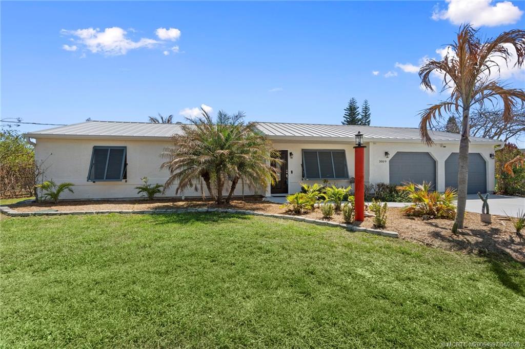 3009 Southeast Darien Road Port St. Lucie, FL 34952 - Photo 2 of 43