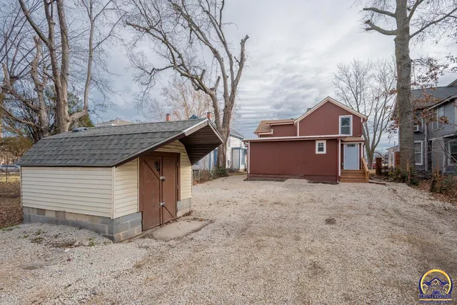 $178,000 | 1023 Southwest Taylor Street, Topeka, KS 66612