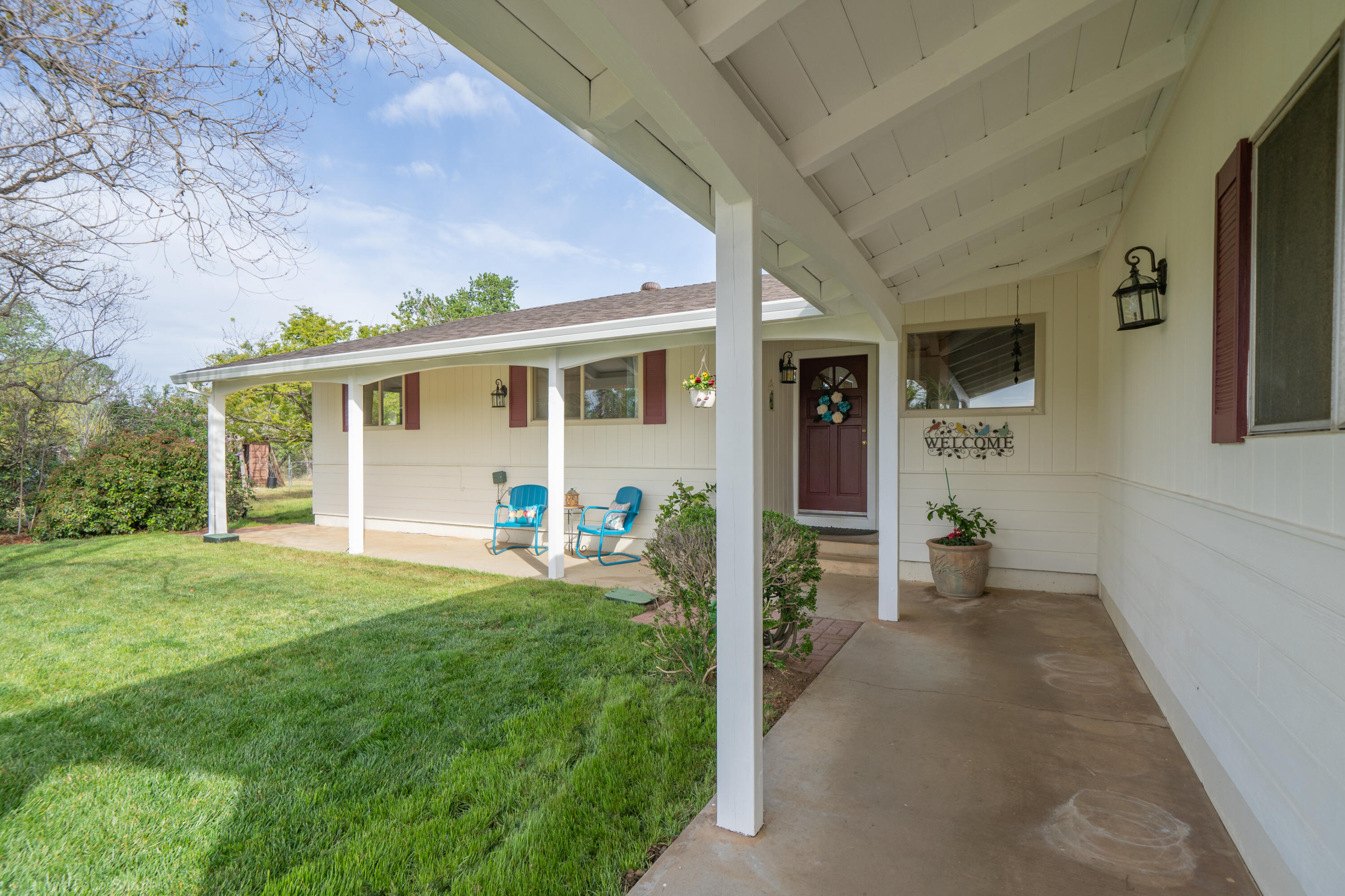 19110 Olinda Rd-7