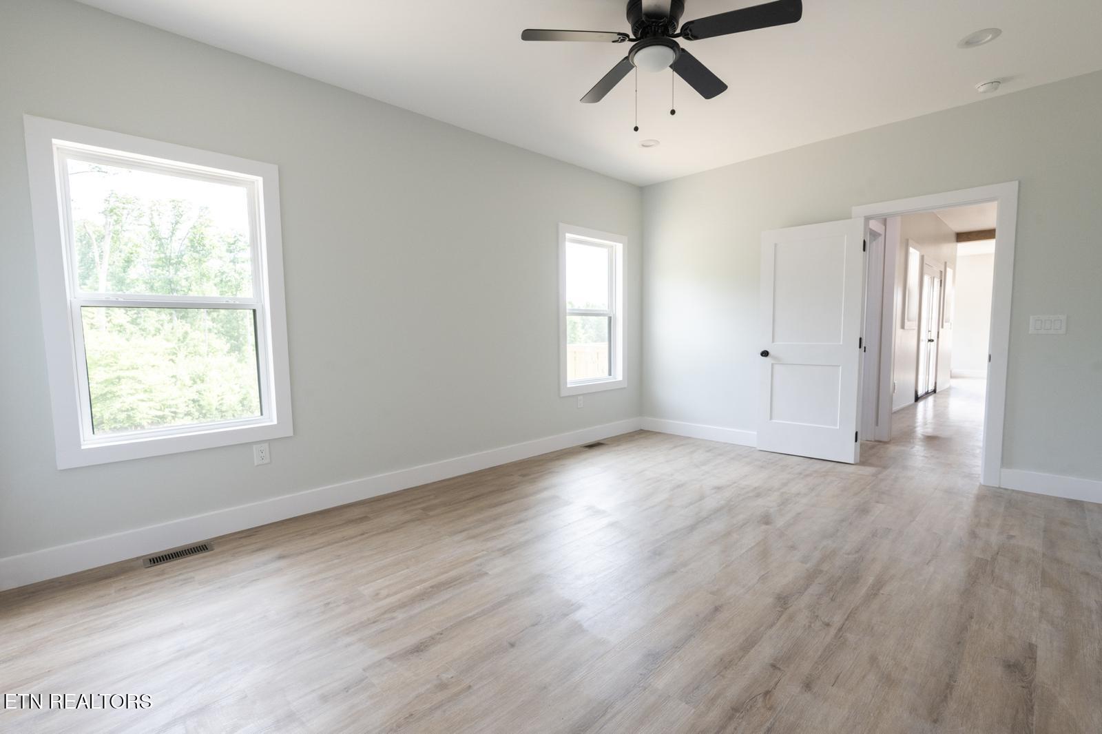 237 Laura Boling Loop Road Strawberry Plains, TN 37871 - Photo 10 of 27 Master 2