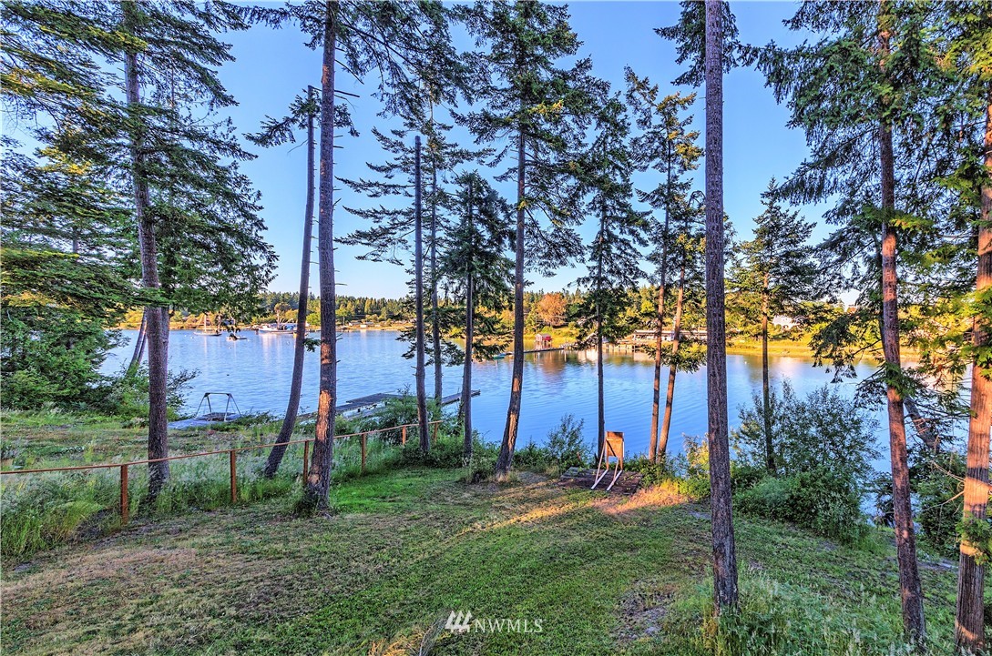 1611 Griffith Point Road Nordland, WA 98358 - Photo 1 of 22