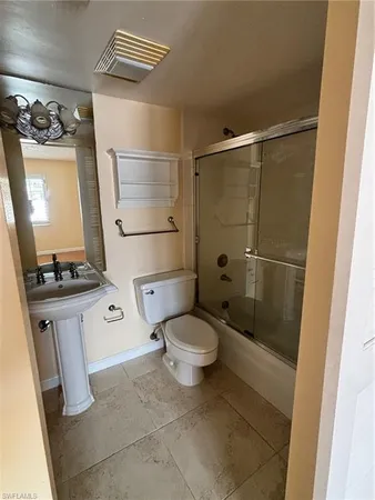 $3,300 | 296 4th Avenue South, Unit 296, Naples, FL 34102
