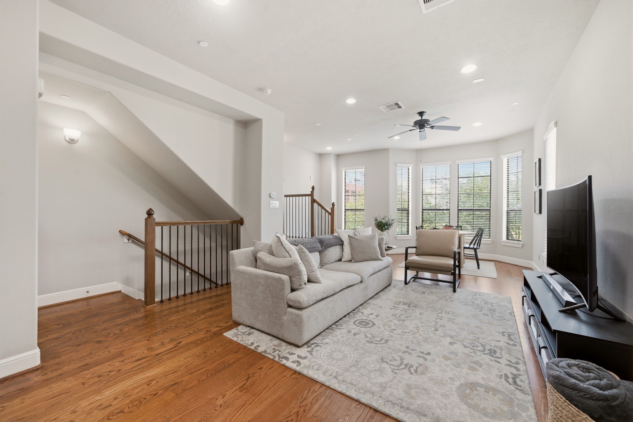 2110 Shearn Street, Unit 16 Houston, TX 77007 - Photo 37 of 37 Come on up to the second floor! Step into this large OPEN FLOORPLAN space - Living-Dining-Kitchen - great for entertaining friends + family!