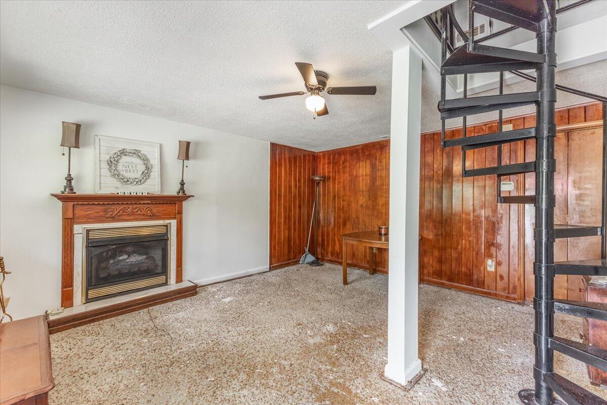 1609 Barry Road Chattanooga, TN 37412 - Photo 4 of 16 03-IMG_9868