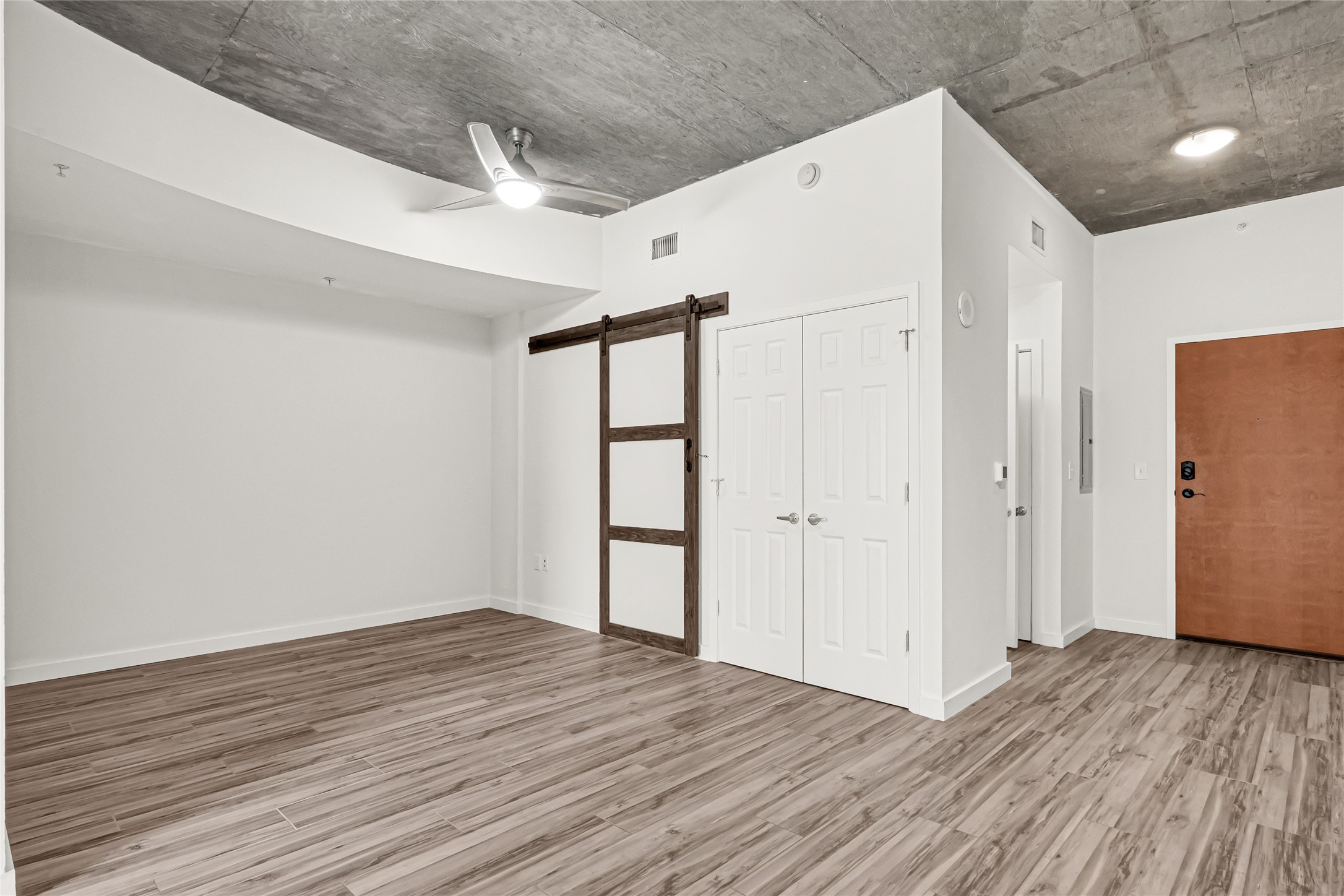 5925 Almeda Road, Unit 11406 Houston, TX 77004 - Photo 12 of 42