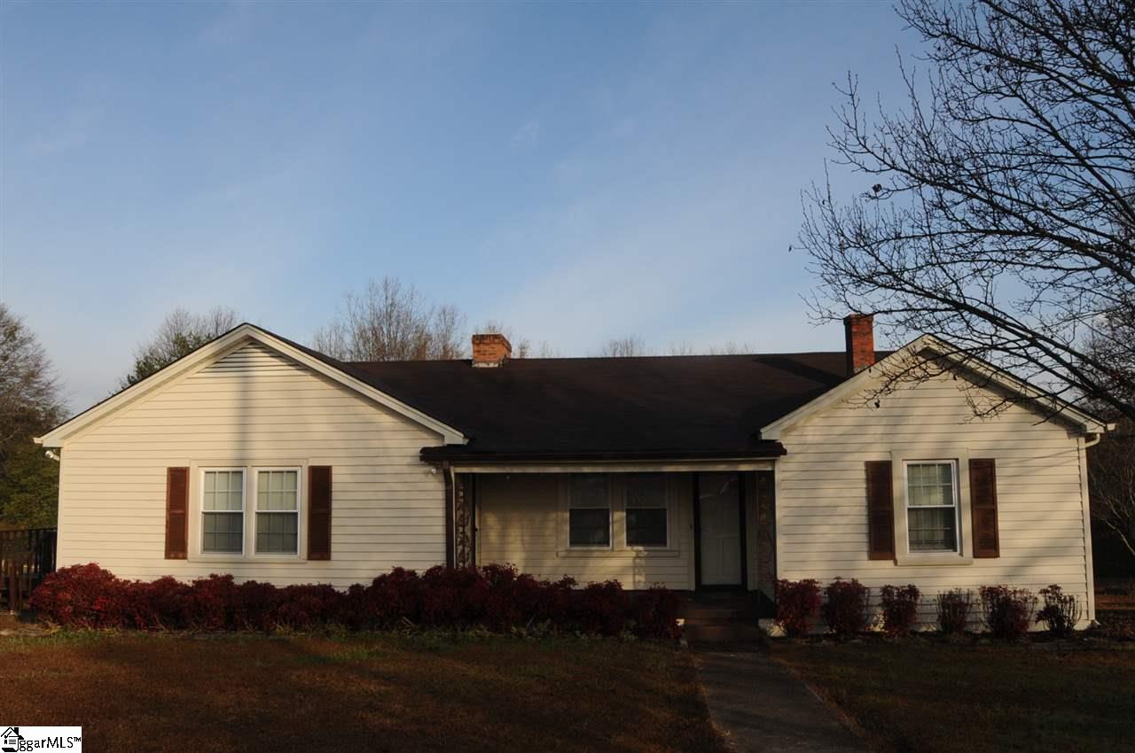 471 North Rutherford Road Greer, SC 29651 - Photo 1 of 11 Gallery Image 1