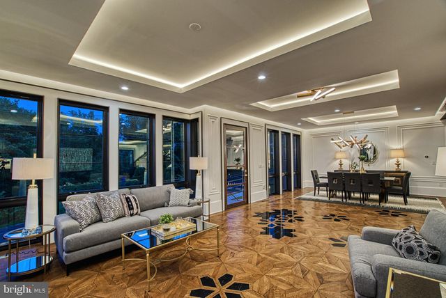 $3,500,000 | 4605 26th Street North, Arlington, VA 22207