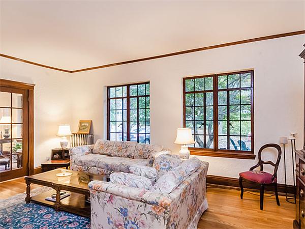 15 Weldon Road, Unit 15 Newton, MA 02458 - Photo 3 of 11