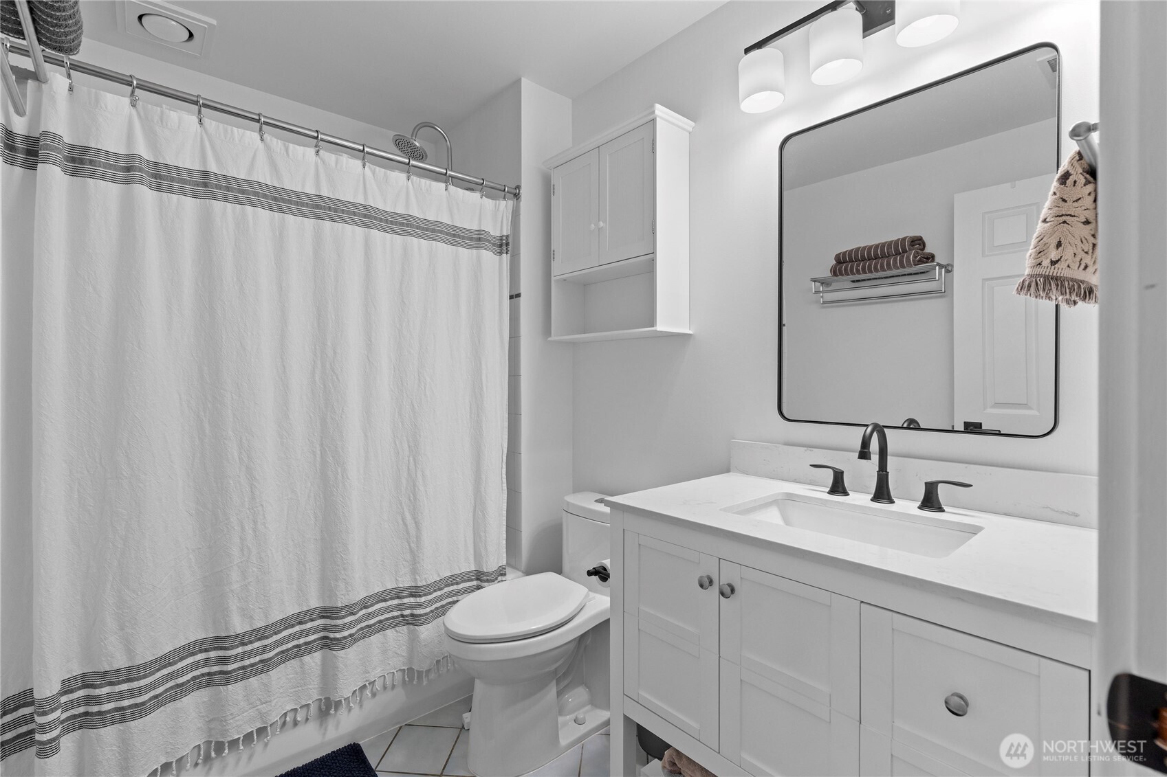 6237 Walnut Way Clinton, WA 98236 - Photo 33 of 40 Gallery Image 33