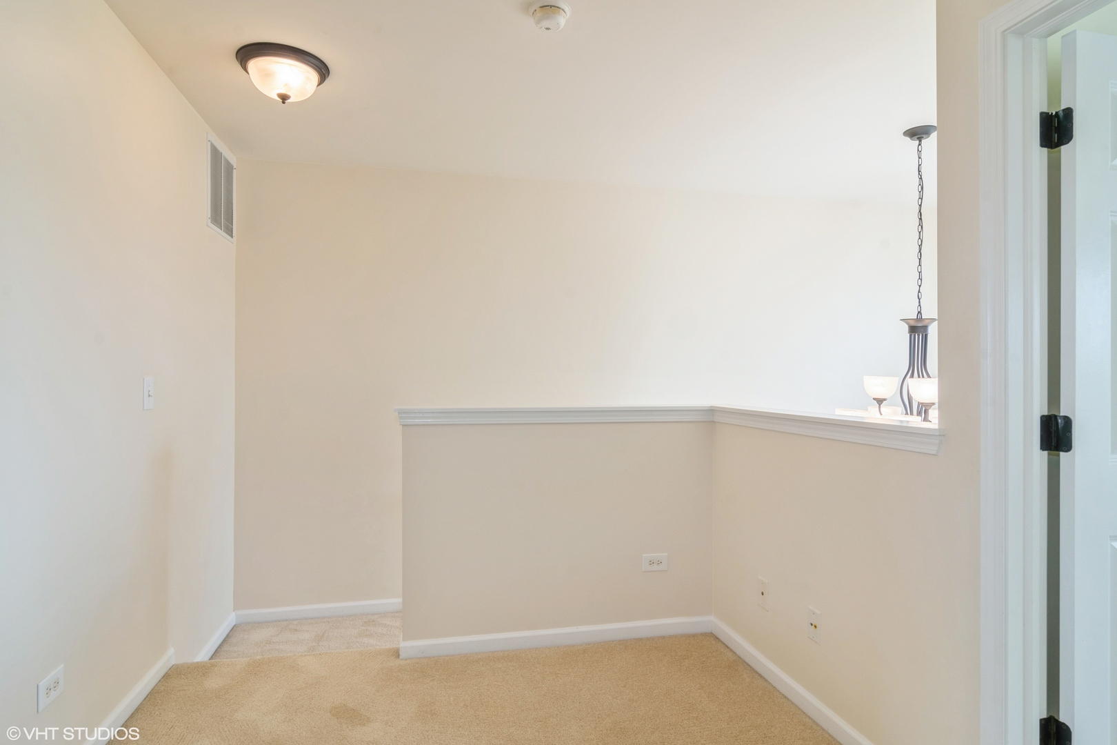 1240 Mariemont Road, Unit C Sugar Grove, IL 60554 - Photo 16 of 21 Gallery Image 16