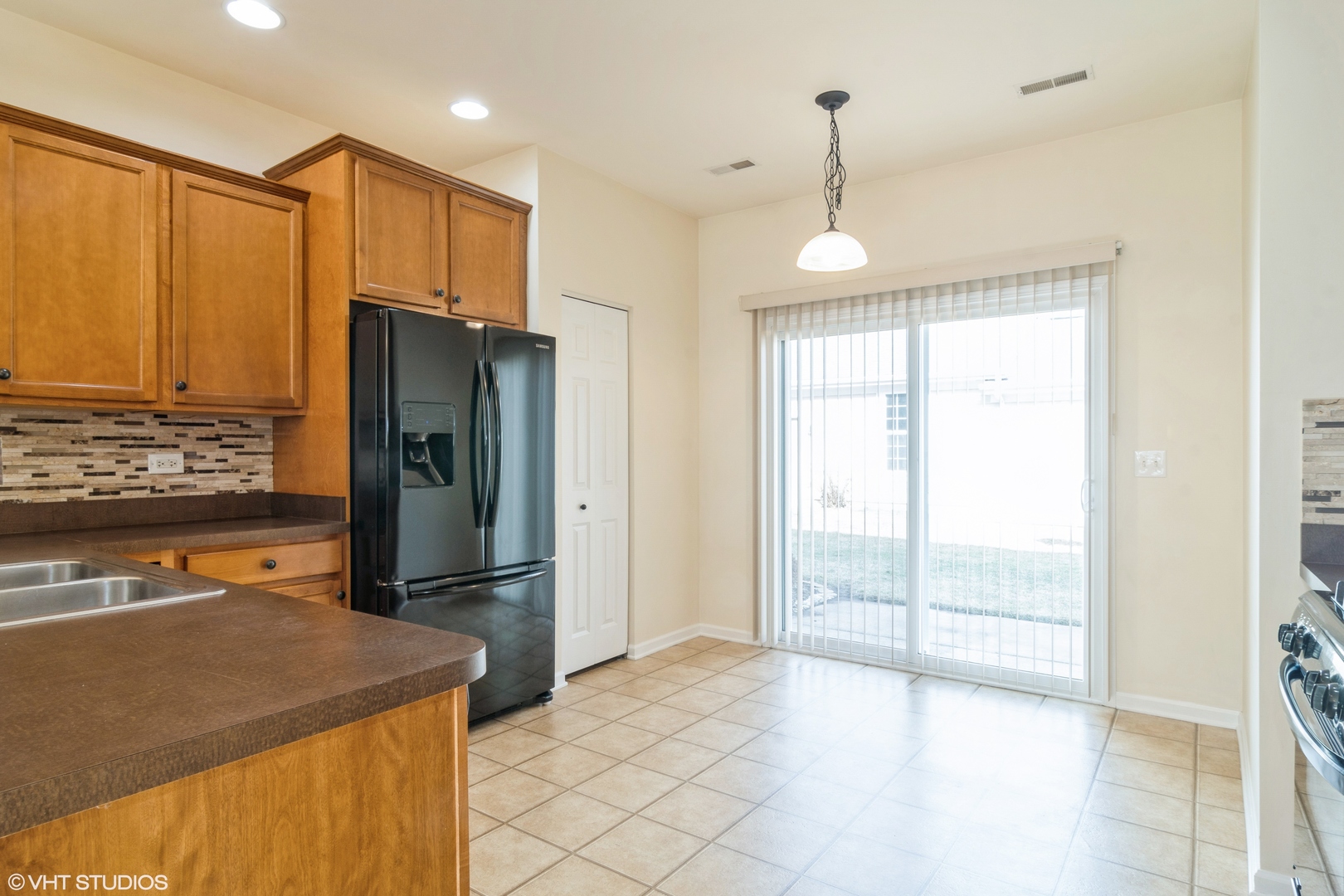 1240 Mariemont Road, Unit C Sugar Grove, IL 60554 - Photo 6 of 21 Gallery Image 6