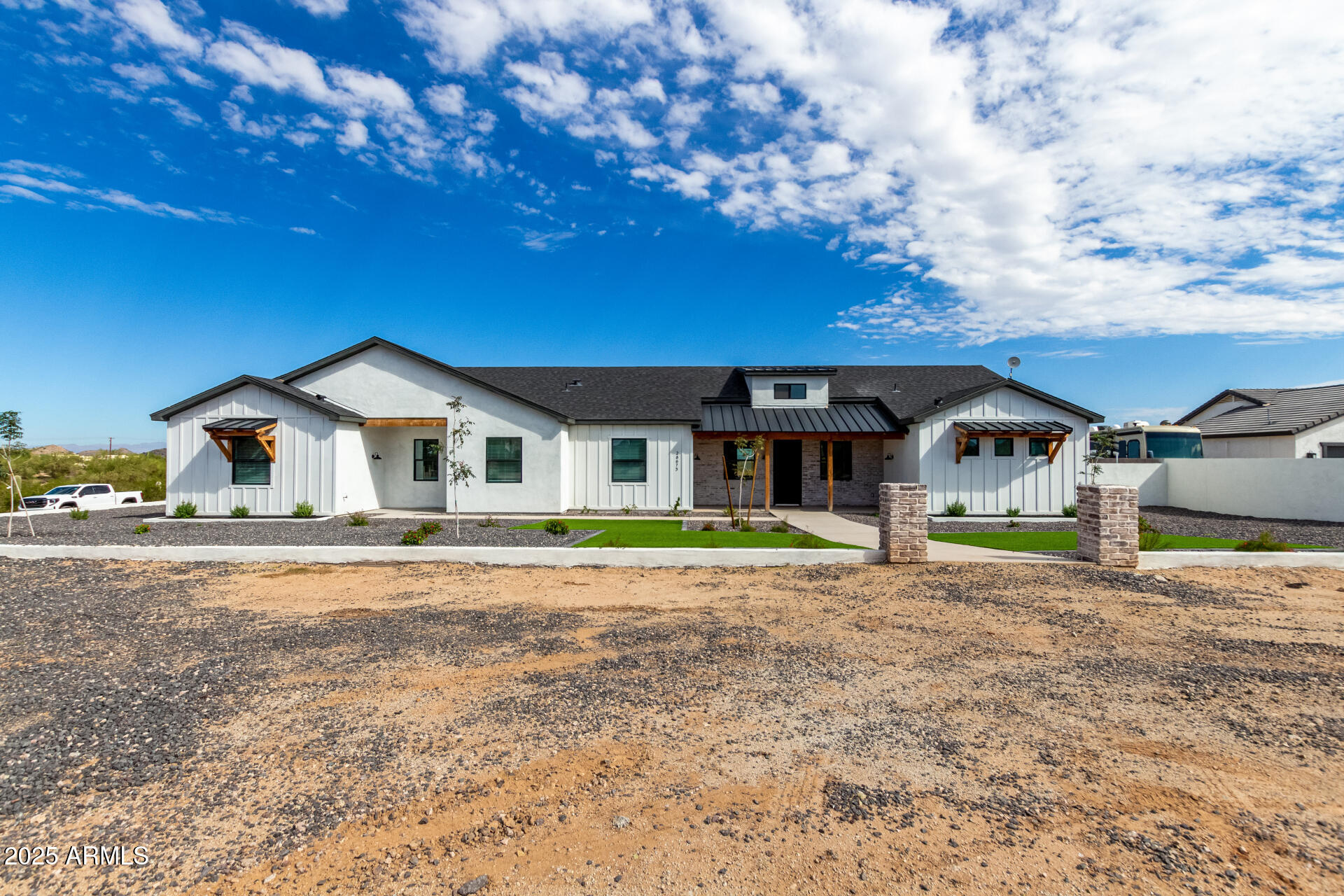 28673 North Thompson Road San Tan Valley, AZ 85144 - Photo 2 of 62 02 Thompson