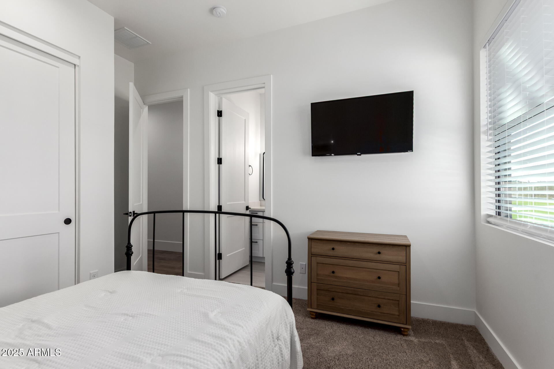 28673 North Thompson Road San Tan Valley, AZ 85144 - Photo 31 of 62 28 Thompson