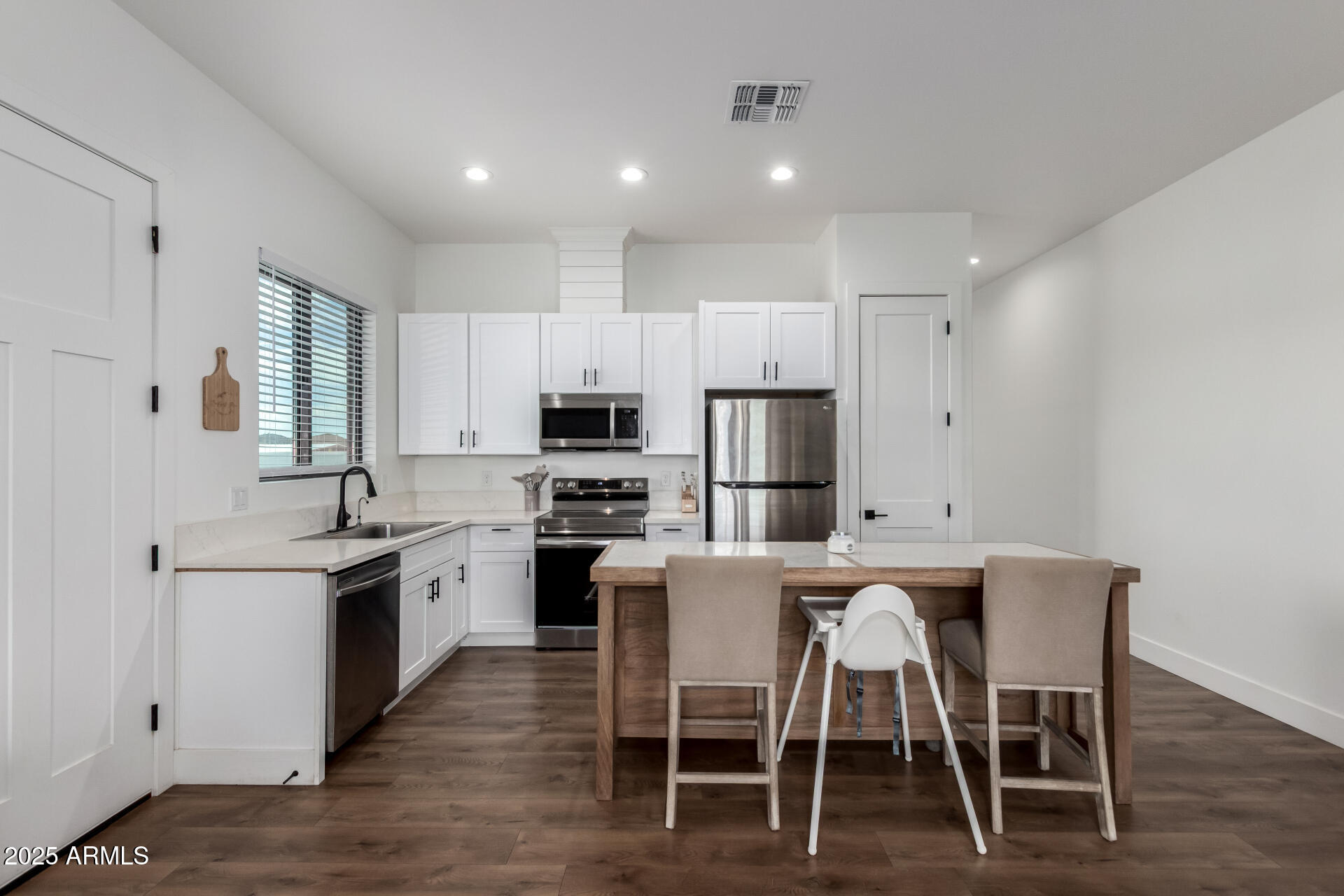 28673 North Thompson Road San Tan Valley, AZ 85144 - Photo 48 of 62 48 Thompson