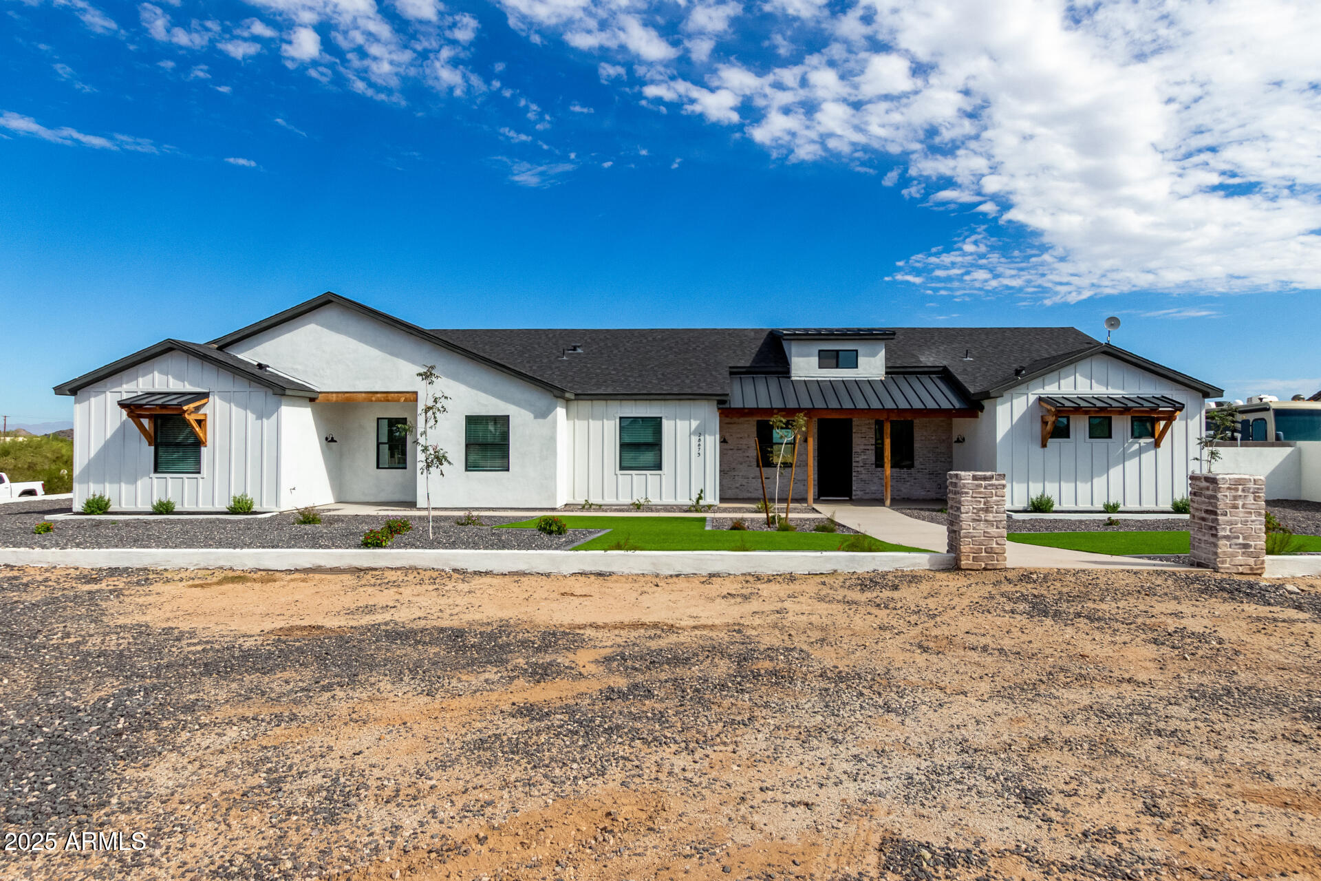 28673 North Thompson Road San Tan Valley, AZ 85144 - Photo 5 of 62 01 Thompson