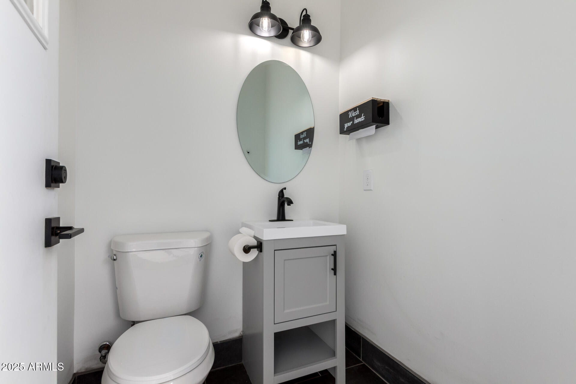 28673 North Thompson Road San Tan Valley, AZ 85144 - Photo 51 of 62 17 Thompson