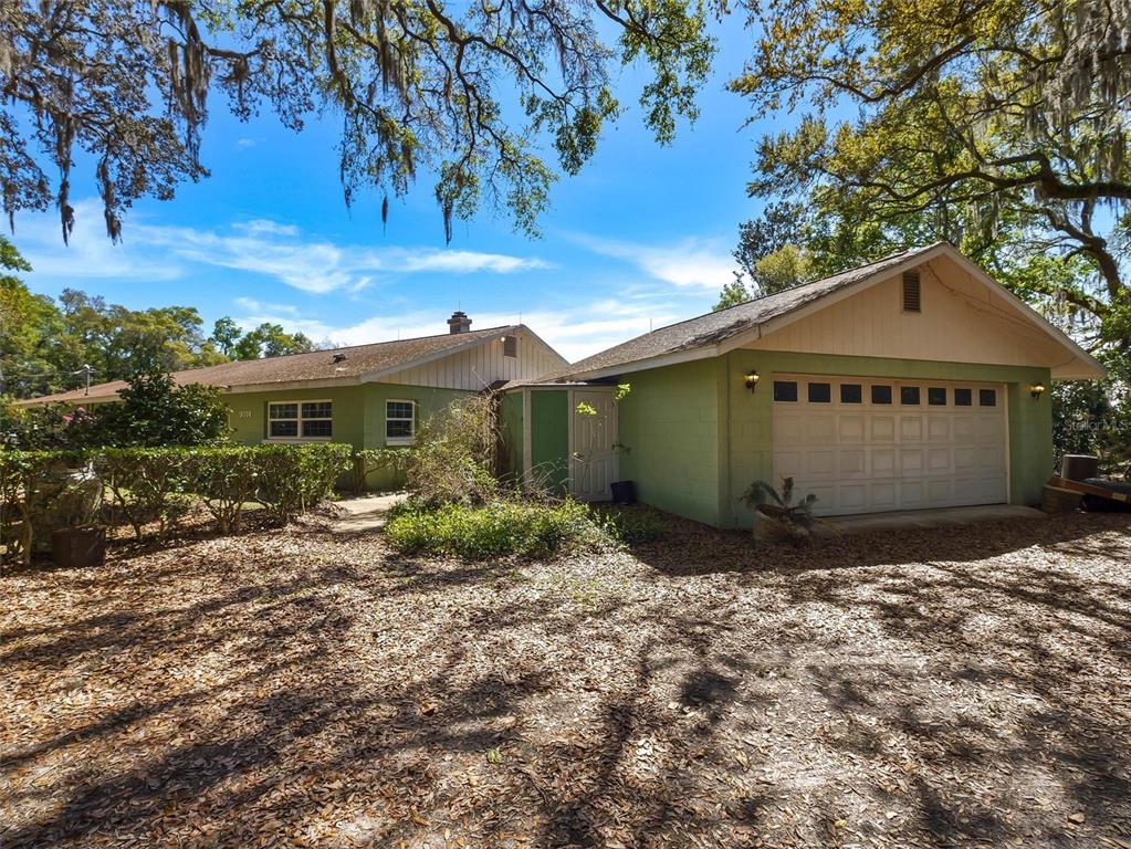 9714 Southeast 110th Street Road Belleview, FL 34420 - Photo 1 of 47